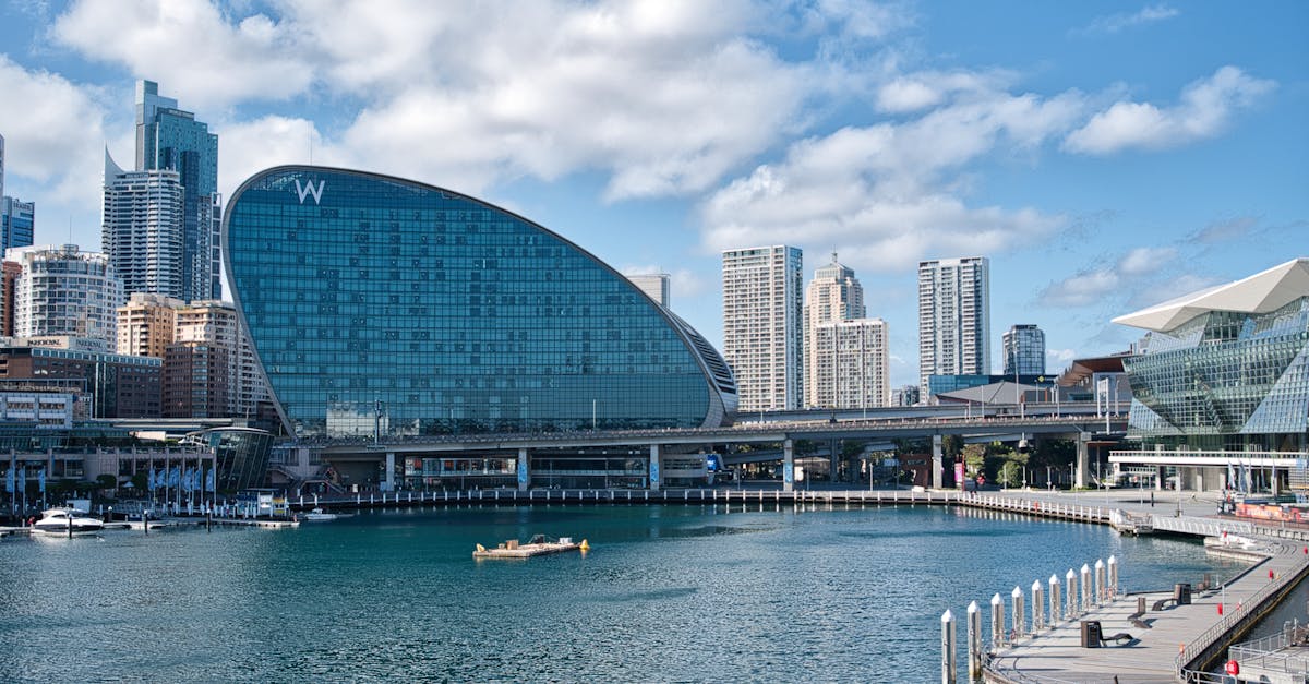 Ceramic Coating vs Traditional Wax: The UV Protection Advantage